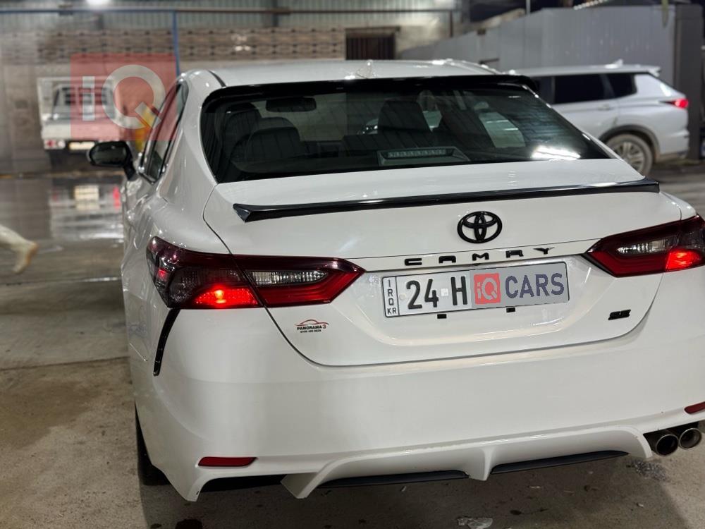 تۆیۆتا کامری